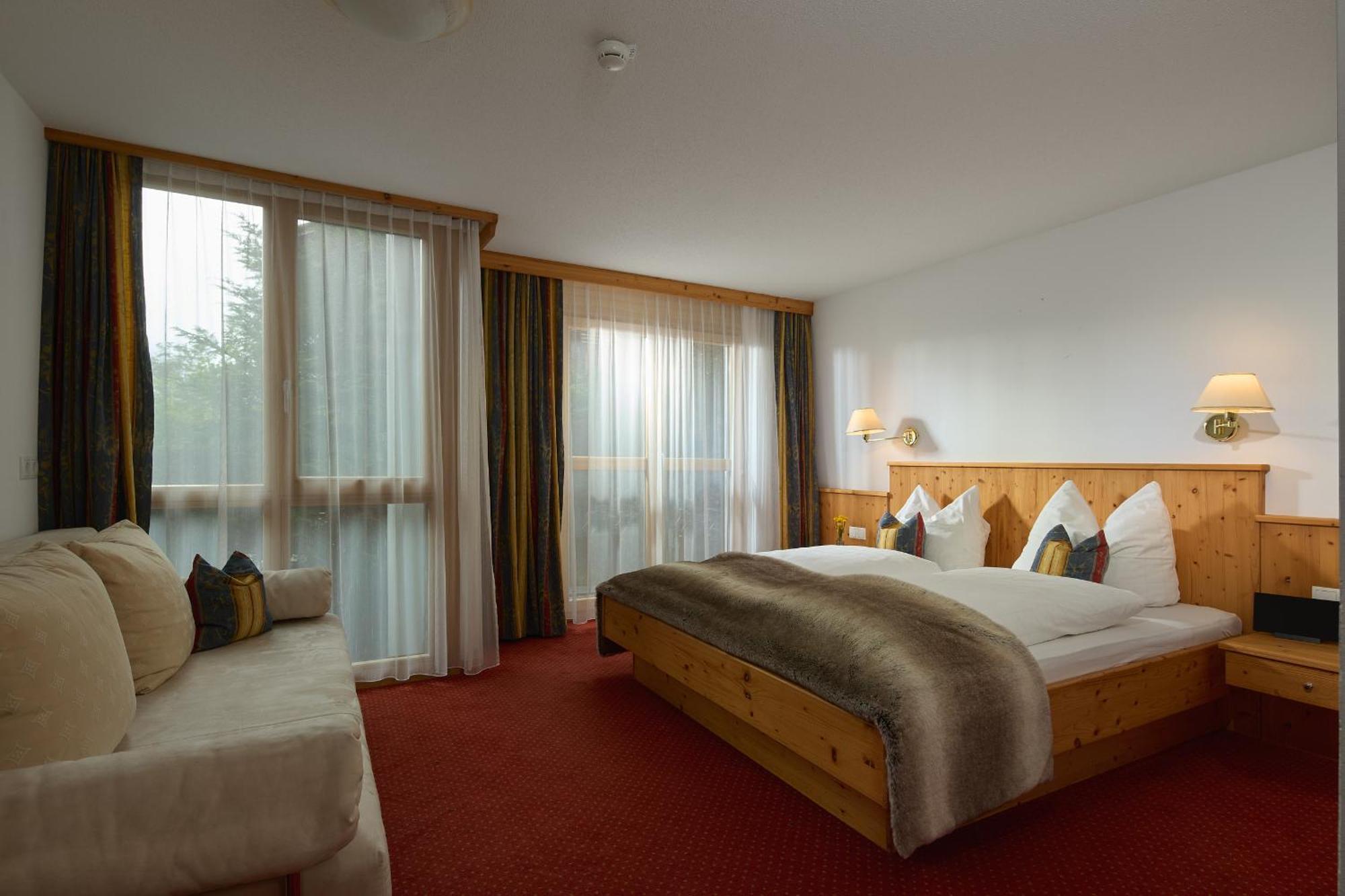 Montafon Moments Hotel กอร์ทิโพล ภายนอก รูปภาพ