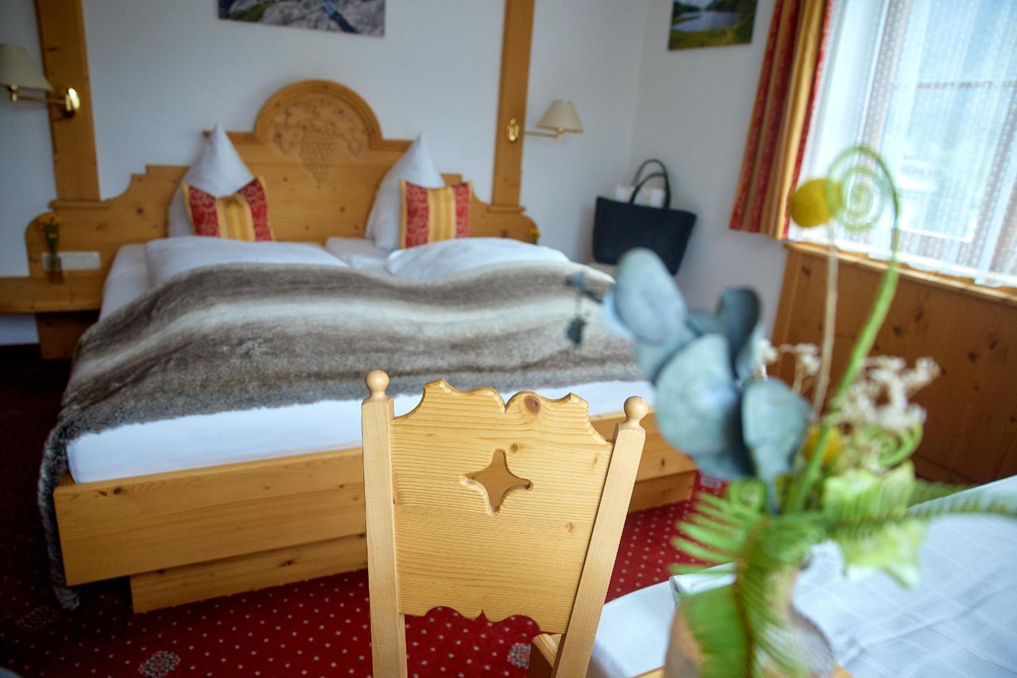 Montafon Moments Hotel กอร์ทิโพล ภายนอก รูปภาพ