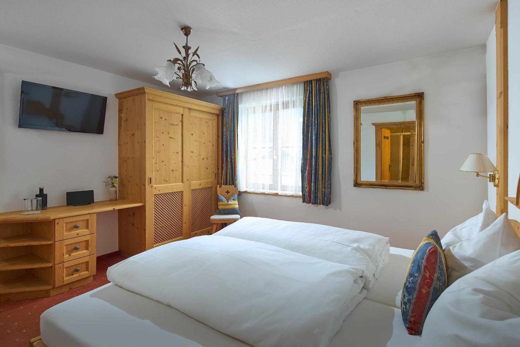 Montafon Moments Hotel กอร์ทิโพล ภายนอก รูปภาพ