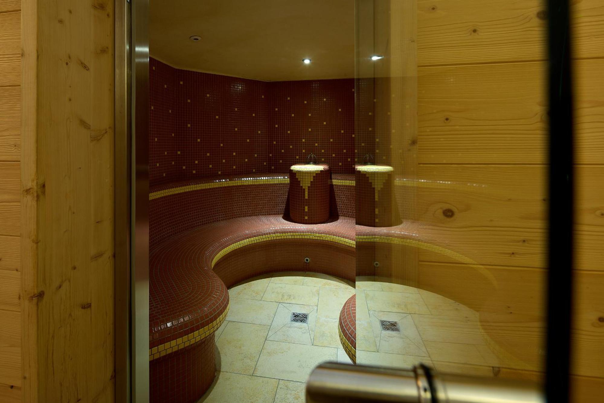 Montafon Moments Hotel กอร์ทิโพล ภายนอก รูปภาพ