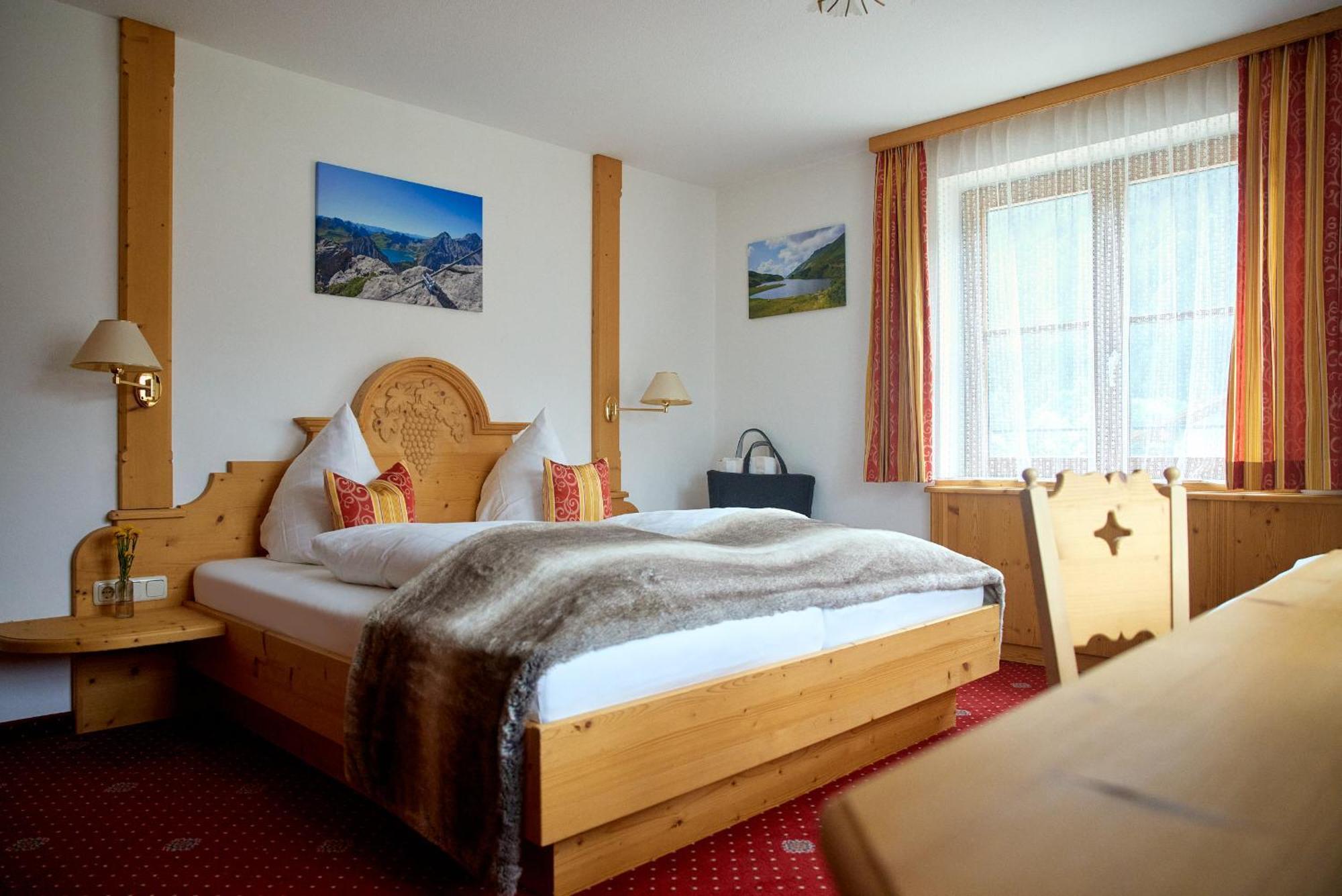 Montafon Moments Hotel กอร์ทิโพล ภายนอก รูปภาพ