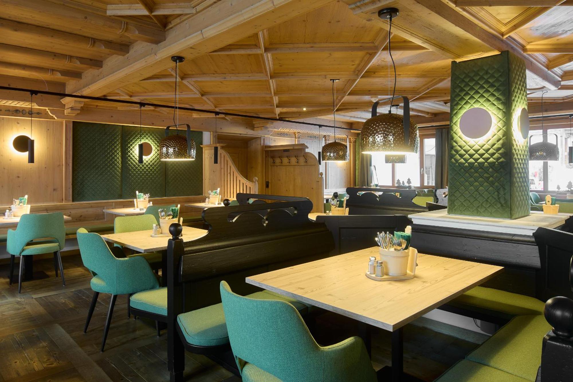 Montafon Moments Hotel กอร์ทิโพล ภายนอก รูปภาพ